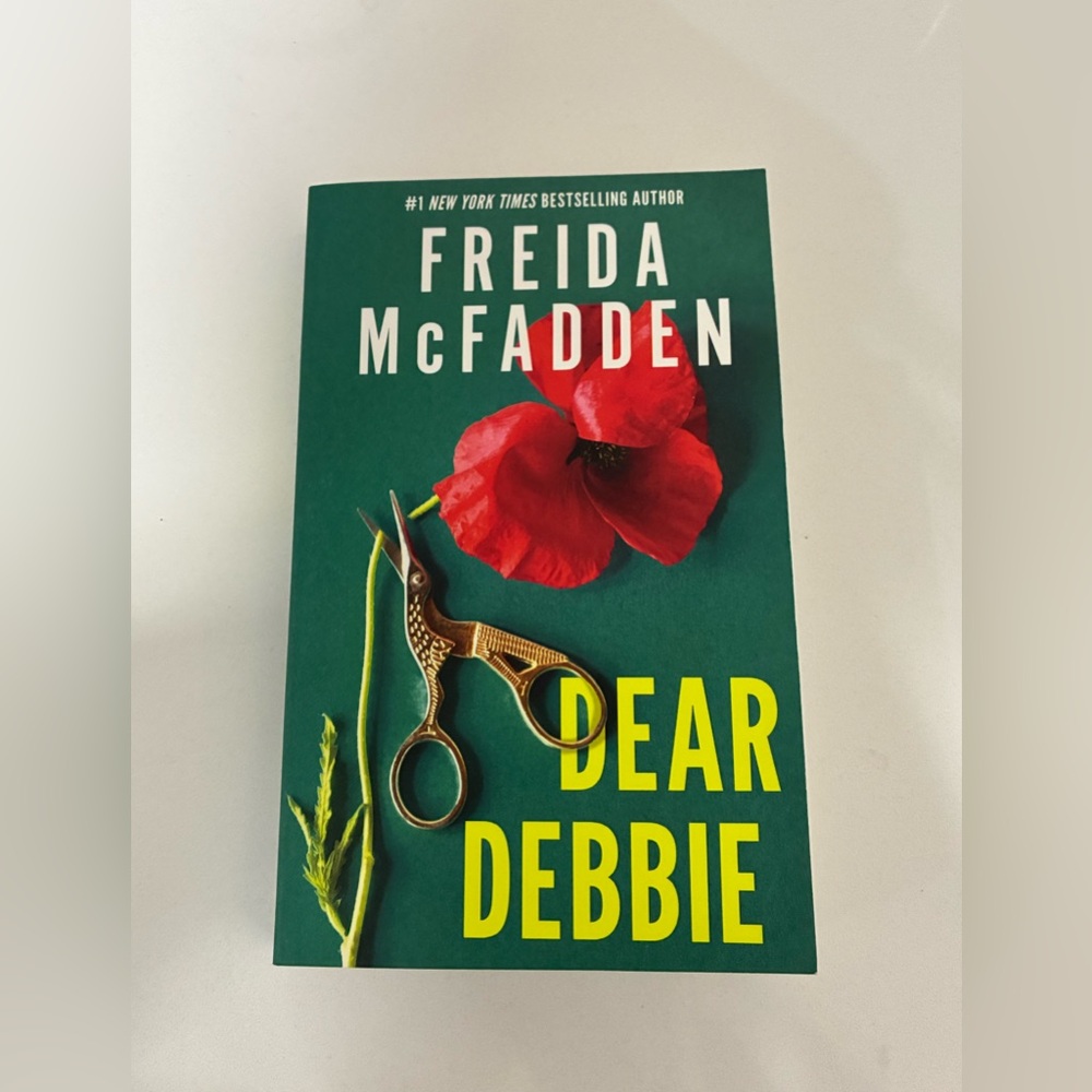 Freida McFadden "Dear Debbie" Paperback